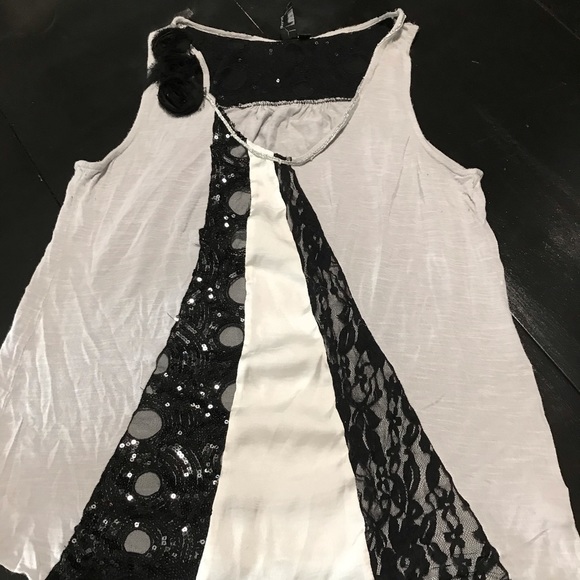 BKE tank top - Picture 1 of 3
